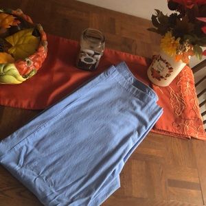 Lady’s stretch pants